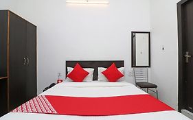 Hotel O Mid Town Ojus Tower